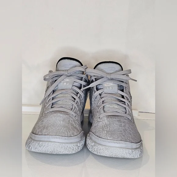 Nike LeBron NXXT Gen Men's Basketball Shoes Size 8 - Picture 7 of 7